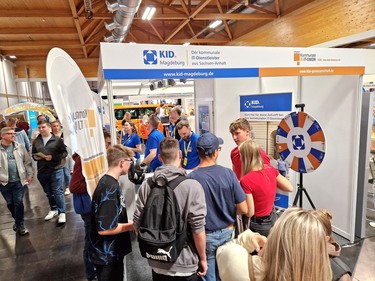 Großes Interresse am Messestand der KID