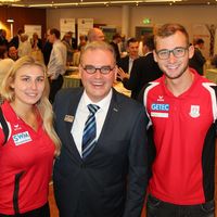 v. l.: Carina Böhlert, Jan Petereit (KID), Max Appel